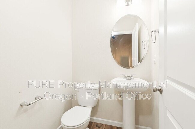 Building Photo - 6714 NW 158th Ave