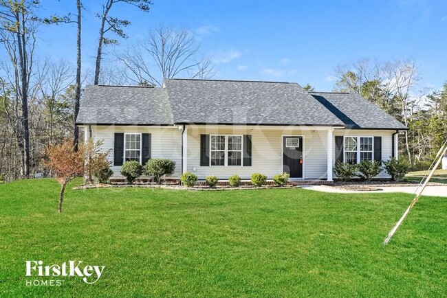 Primary Photo - 288 Southcircle Dr NW