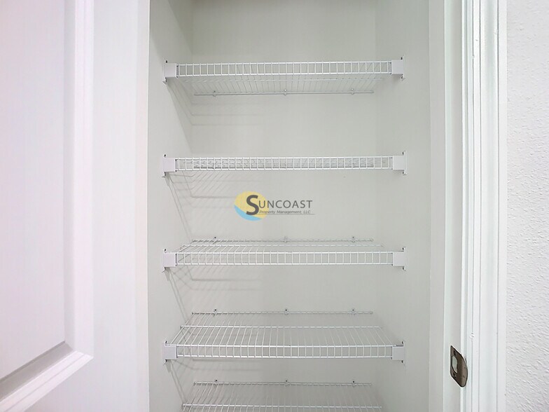 Building Photo - 3821 SW 43rd Ct