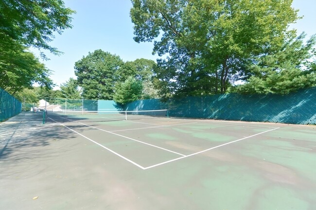 Building Photo - 25 Concord Greene