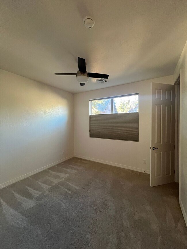 Building Photo - (LEASE PENDING) Presidio in the Pines - $3,125 - 3 Bed/2.5 Bath House with A/C