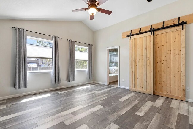 Building Photo - 2567 E 124th Pl