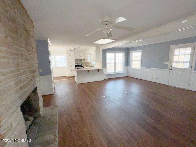 Building Photo - 2110 Southview Dr