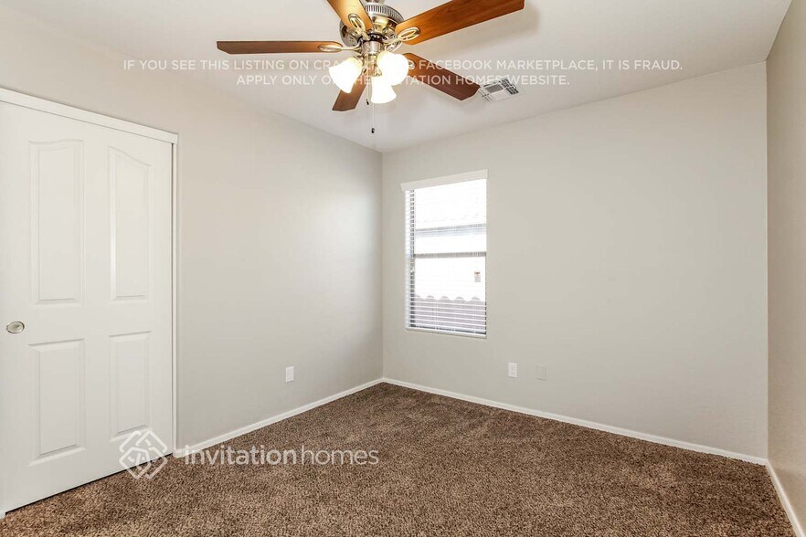 Building Photo - 35407 N Shorthorn Trail