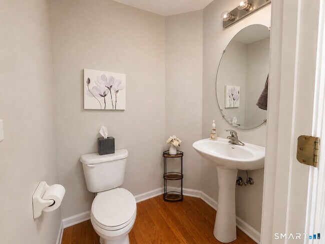 Building Photo - 1401 Briar Woods Ln