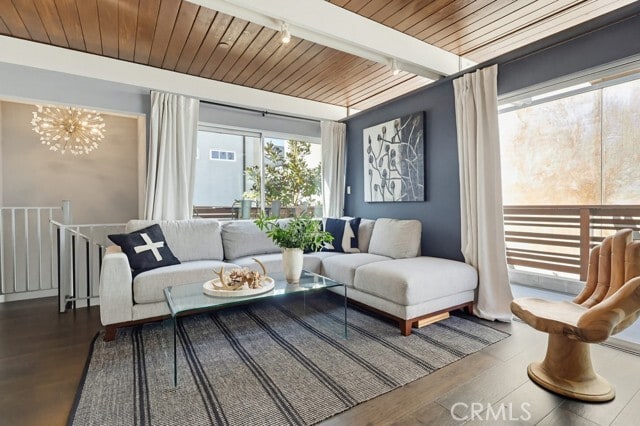 Building Photo - 6713 E Ocean Blvd