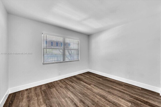 Building Photo - 1201 SW 128th Terrace