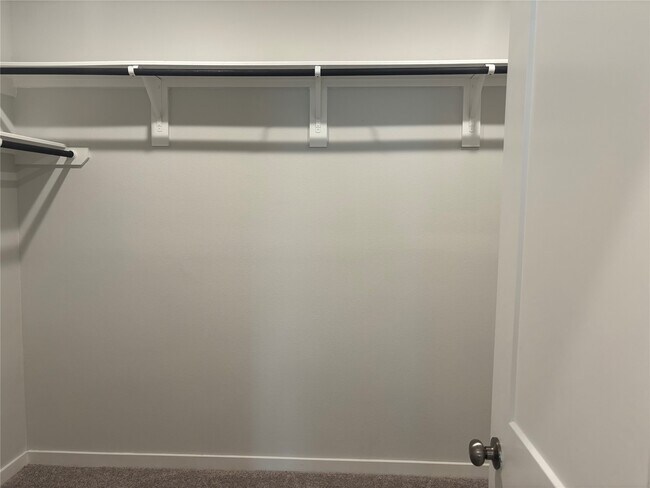 Building Photo - 5735 Blue Grama Dr