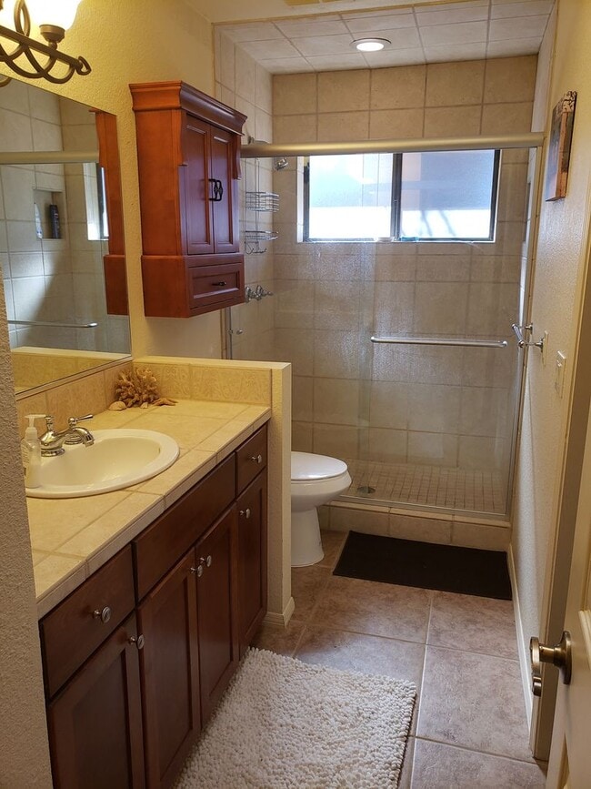 Building Photo - Gorgeous Views and a backyard oasis at this Fully Furnished Beauty!