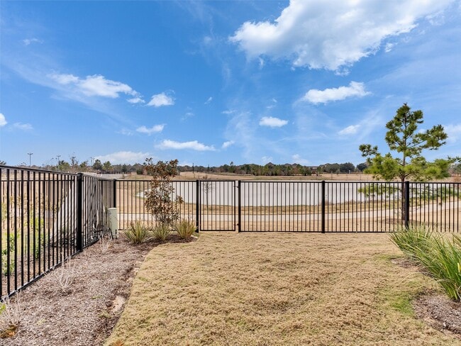 Building Photo - 19707 Curved Steel Dr