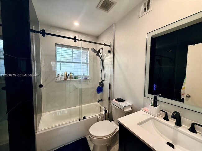 Building Photo - 12659 SW 54th Ct