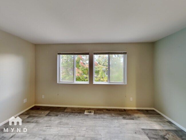 Building Photo - 24944 SE 43rd St