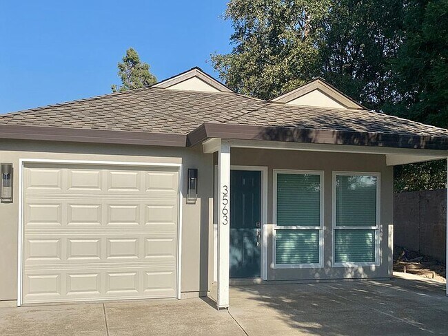 Primary Photo - Brand new home in ARDEN PARK
