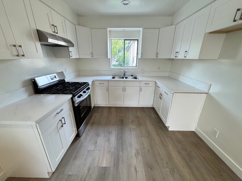 Building Photo - 1152 Ruberta Ave