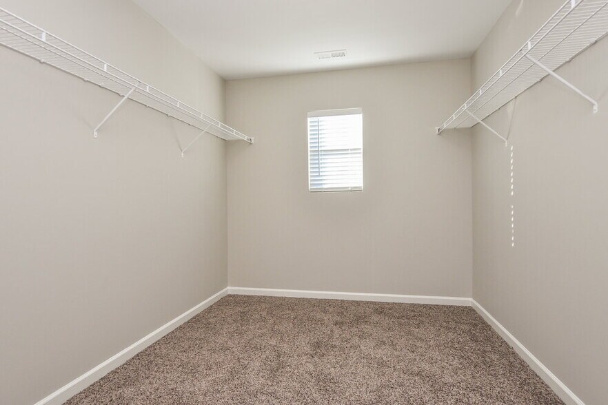 Building Photo - 3708 Hinton Grove Pl