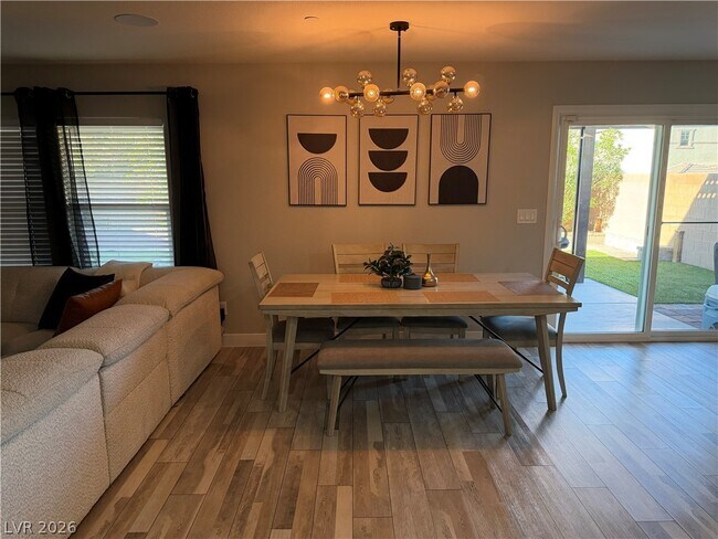 Building Photo - 7758 Meng Ct