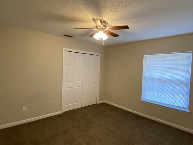 Building Photo - COMING SOON – 3 Bedroom, 2 Bathroom Single...