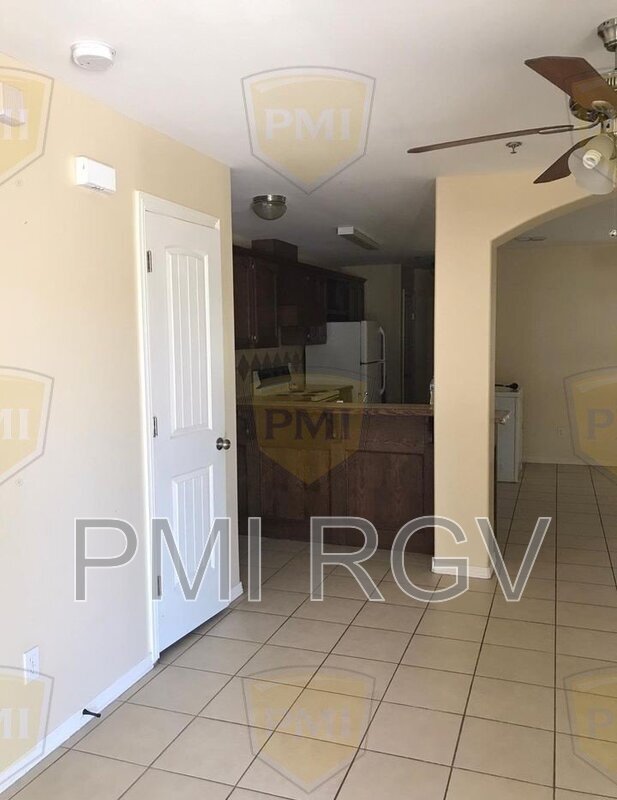 Building Photo - 1603 W Omni Ave