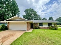 Building Photo - 205 Arroyo Dr