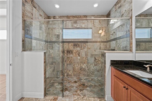 Building Photo - 9894 Mere Pkwy