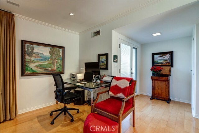 Building Photo - 3185 Bonn Dr