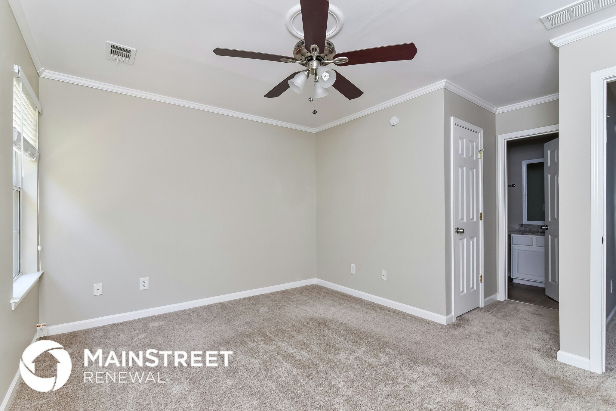 Building Photo - 4746 Autumn Rose Trail
