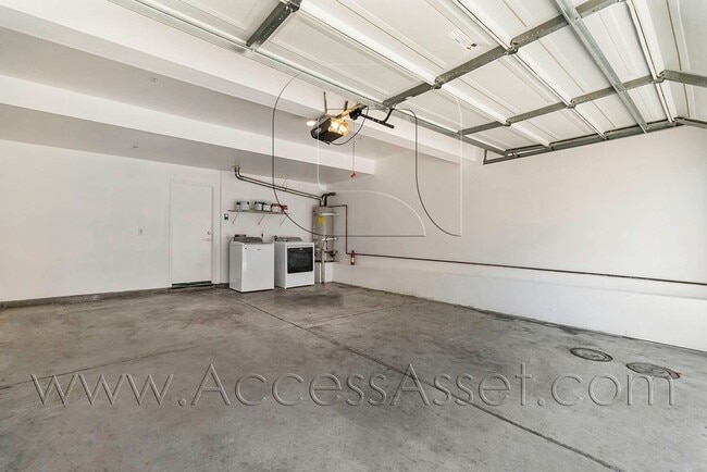 Building Photo - 288 Fisherman Ln