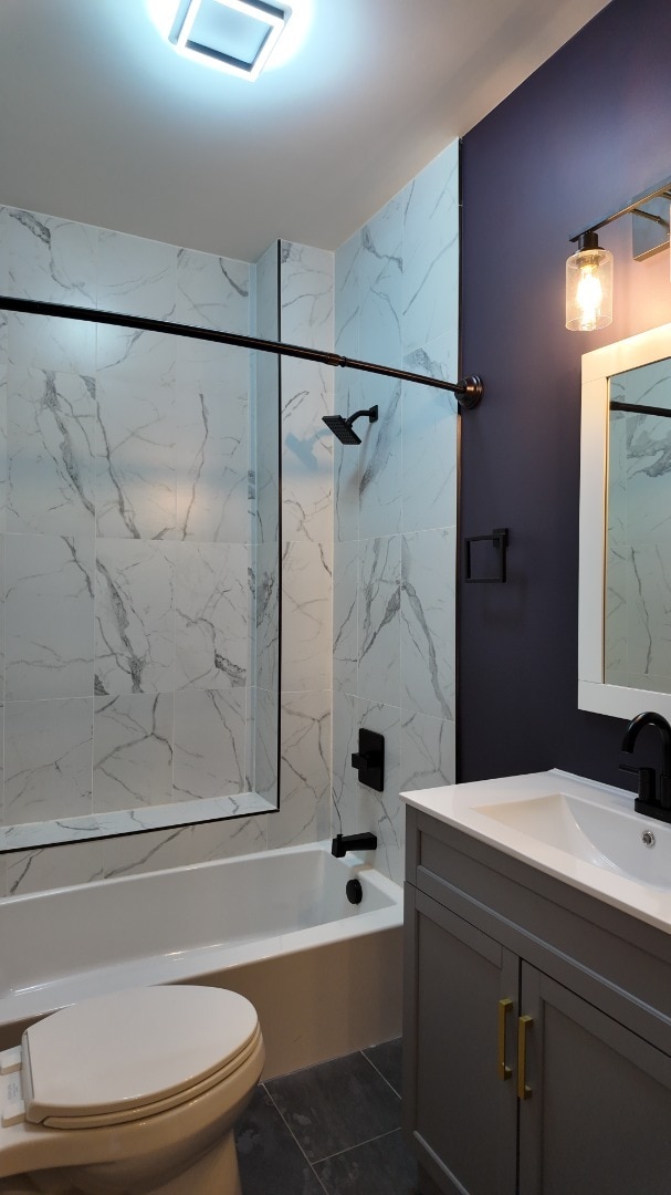 Building Photo - Brand-New 3BR/2BA Near Downtown & UC in OTR | Stylish Finishes, In-Unit Laundry, Gated Entry