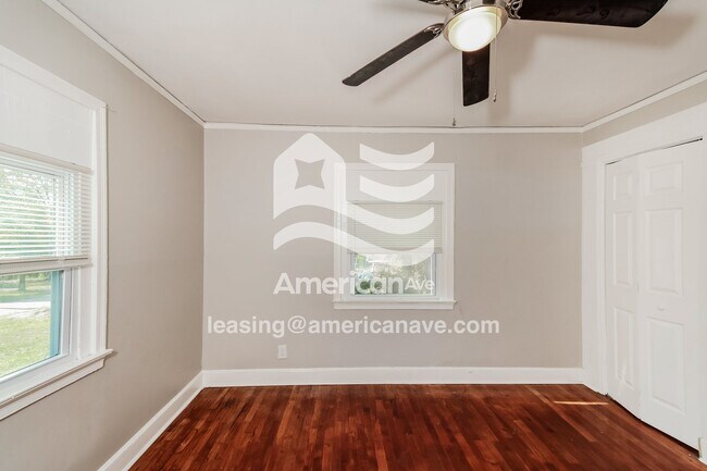 Building Photo - 2813 Dubard St