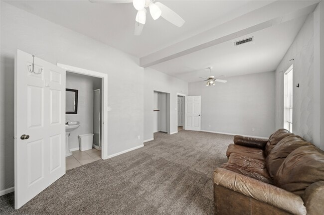 Building Photo - 1510 Truxillo St