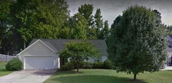 Building Photo - 3202 Pine Pointe St