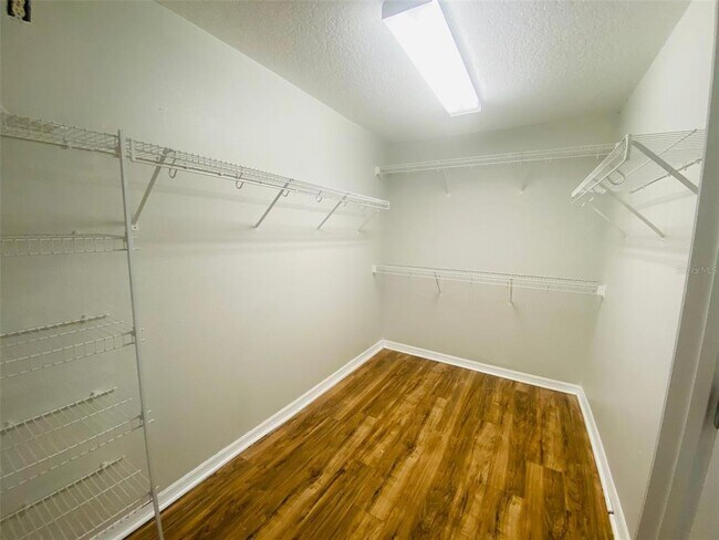 Building Photo - 423 Disston Ave