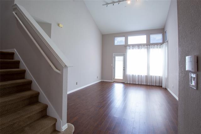 Building Photo - 956 Avondale Ln