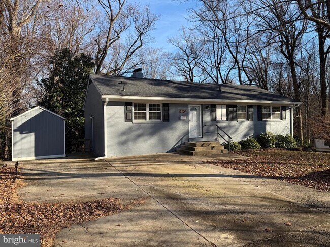 Building Photo - 5206 Easton Dr