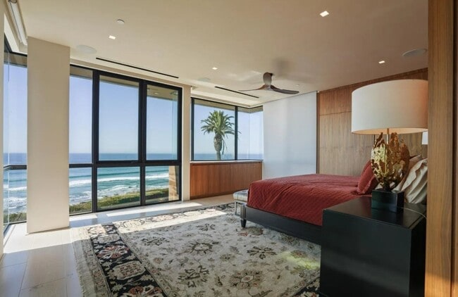 Building Photo - Luxury Coastal Escape w/ Resort-Style Amen...