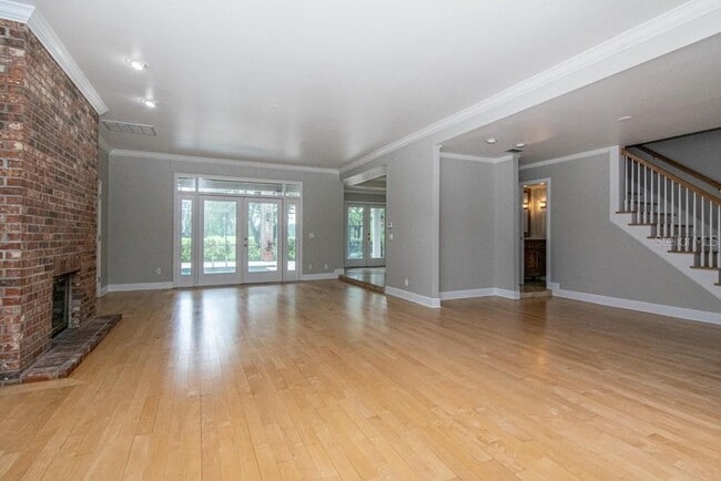 Building Photo - 16405 Avila Blvd