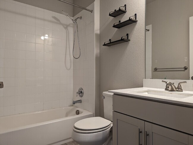 Building Photo - COMING SOON FIRST WEEK OF JUNE! Super SW Longmont location!