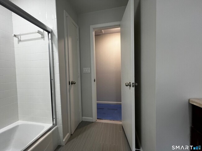 Building Photo - 485 Peet St