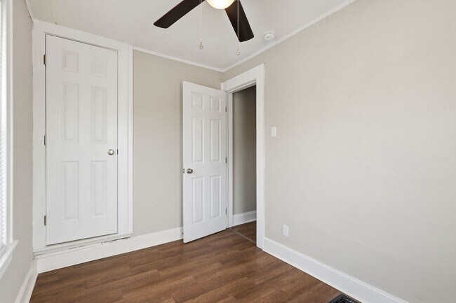 Building Photo - 783-785 S 18th St