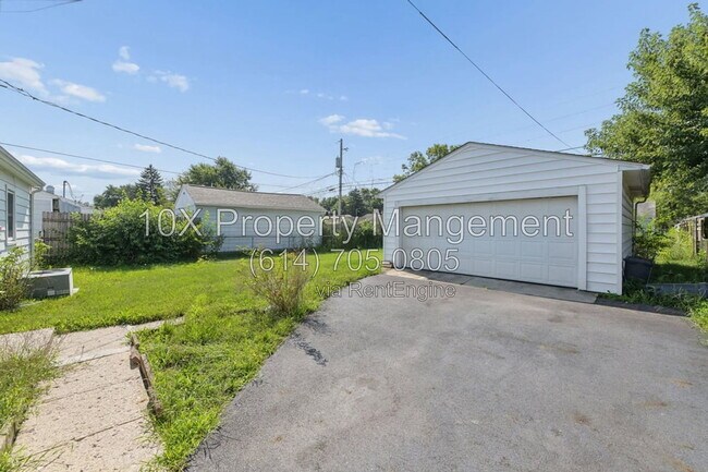 Building Photo - 4493 St Ann Ln