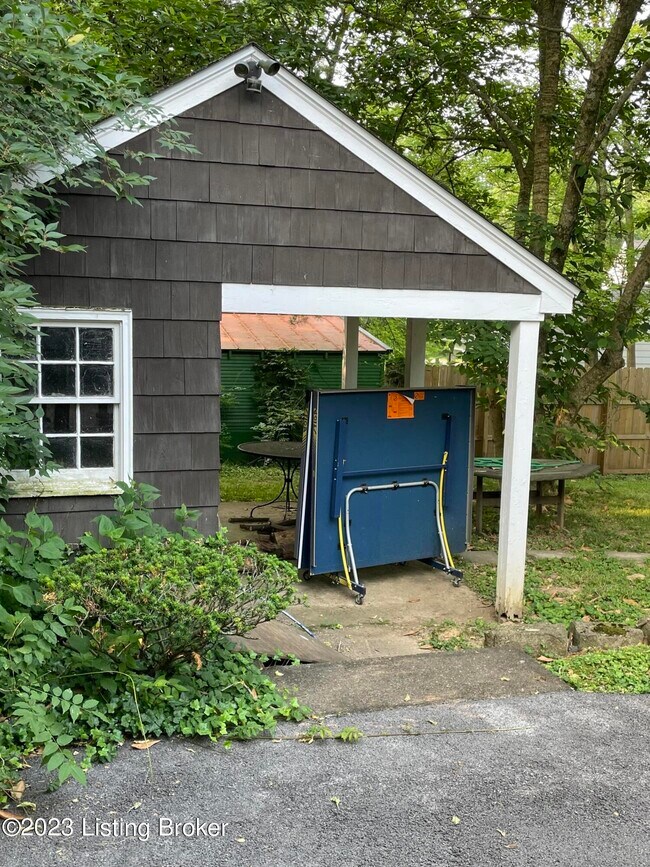 Building Photo - 11900 Spring Garden Ln