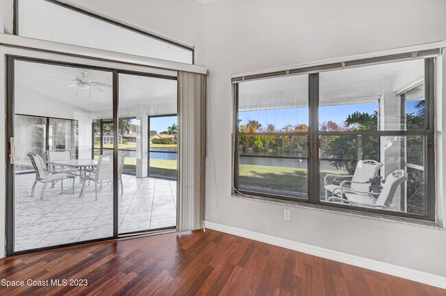 Building Photo - 3643 Bluefield Ave