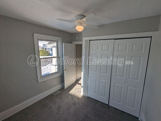 Building Photo - $595 Security Deposit Special!