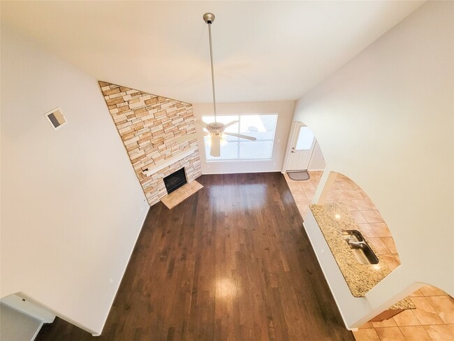Building Photo - 24502 Evangeline Springs Ln