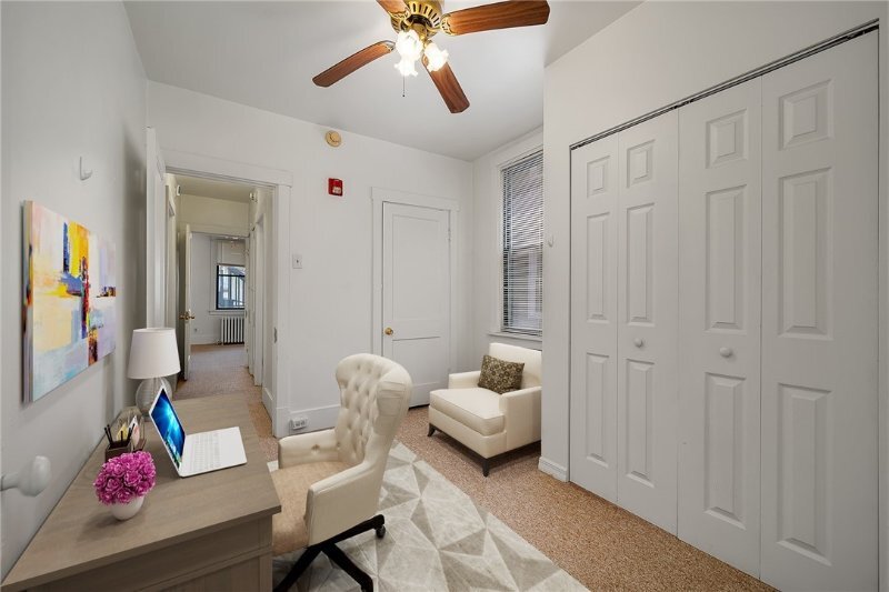 Building Photo - 2311 Sherbrook St