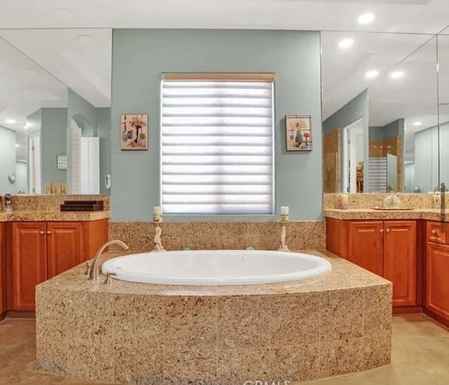 Building Photo - STUNNING STONEBROOK ESTATES HOME