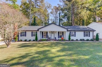 Building Photo - 3152 Westbrook Trace SW