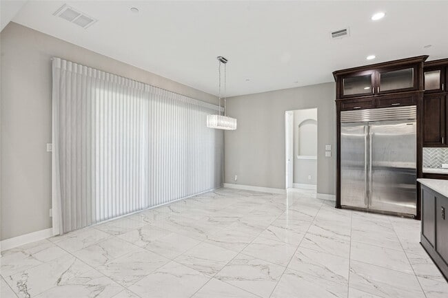 Building Photo - 916 Savannah Trl