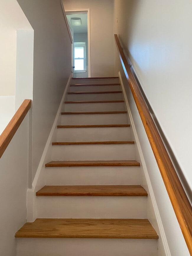 Building Photo - Super Convenient Biltmore Condo, 2 Bedroom...