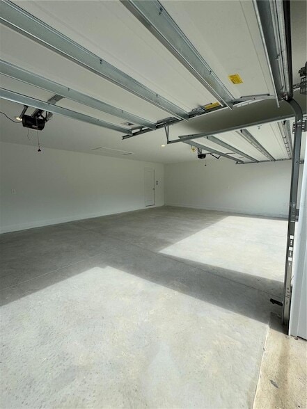Building Photo - 8924 SW 41st Terrace